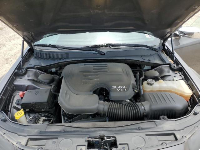 Photo 11 from auction – 2019 CHRYSLER 300 LIMITE with VIN 2C3CCAEG8KH533507