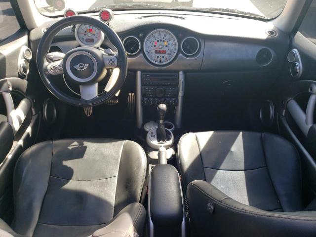 Photo 8 from auction – 2006 MINI COOPER S with VIN WMWRE33516TJ38409