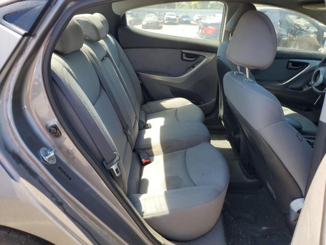 Photo 10 from auction – 2012 HYUNDAI ELANTRA GL with VIN 5NPDH4AE7CH124978