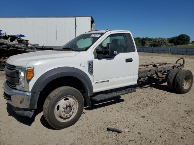 Zdjęcie 1 z aukcji – 2017 FORD F550 SUPER z VIN 1FDUF5HT9HED72247