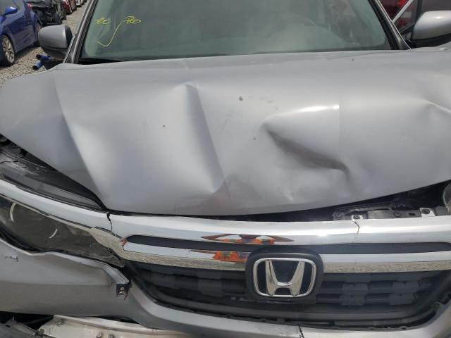 Photo 11 from auction – 2017 HONDA RIDGELINE with VIN 5FPYK3F51HB032879
