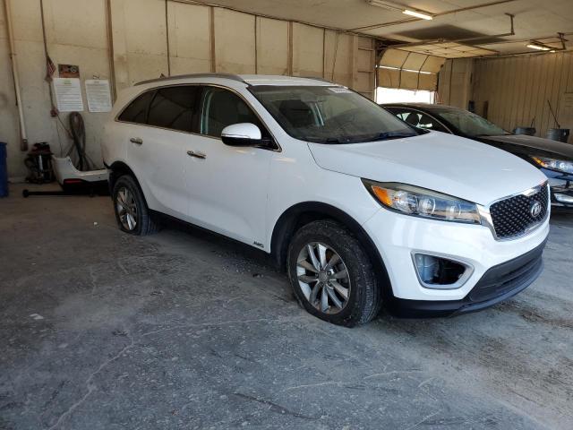 Photo 4 from auction – 2016 KIA SORENTO LX with VIN 5XYPGDA36GG027959