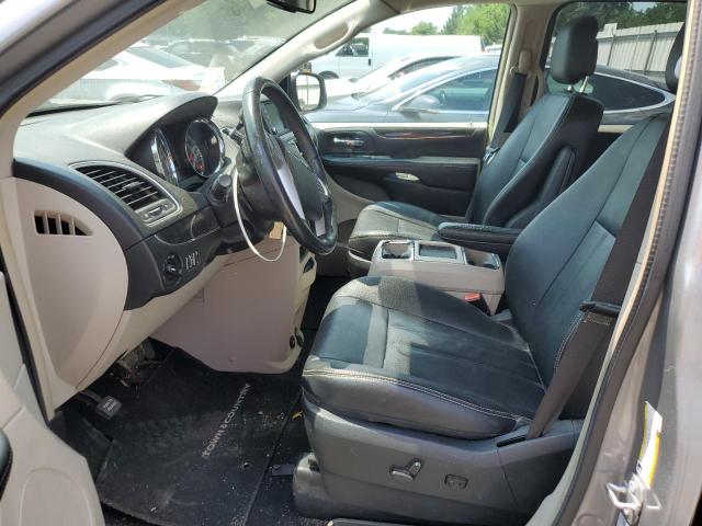 Photo 7 from auction – 2016 CHRYSLER TOWN & COU with VIN 2C4RC1BG2GR298680