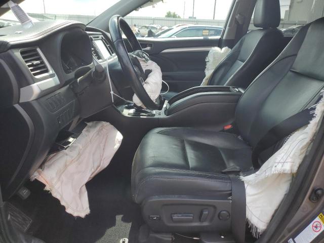 Photo 7 from auction – 2016 TOYOTA HIGHLANDER with VIN 5TDKKRFHXGS174380
