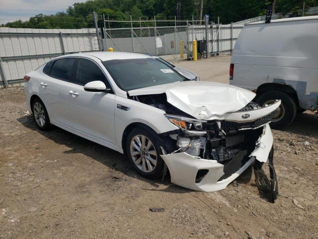 Photo 4 from auction – 2018 KIA OPTIMA LX with VIN 5XXGT4L31JG214577