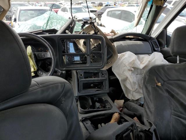 Снимка 8 от търг – 2006 CHEVROLET SILVERADO с VIN 1GCHK29D26E251547