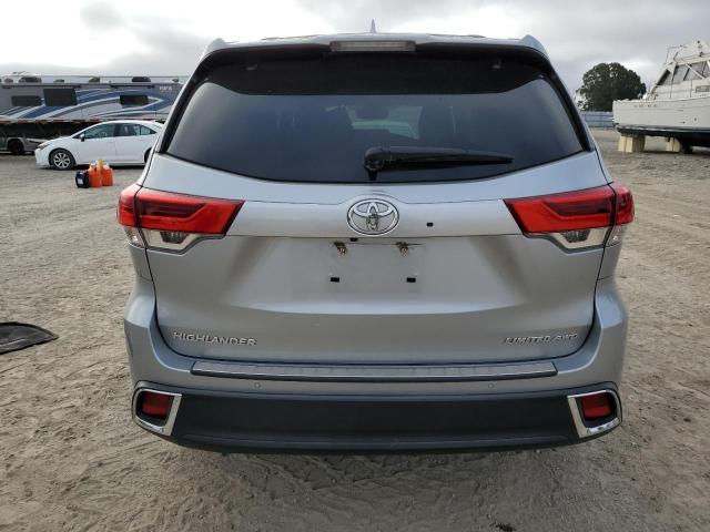Photo 6 from auction – 2018 TOYOTA HIGHLANDER with VIN 5TDDZRFH2JS827019
