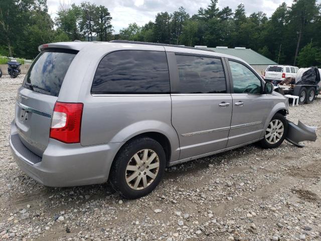 Photo 3 from auction – 2016 CHRYSLER TOWN AND C with VIN 2C4RC1BG5GR302706