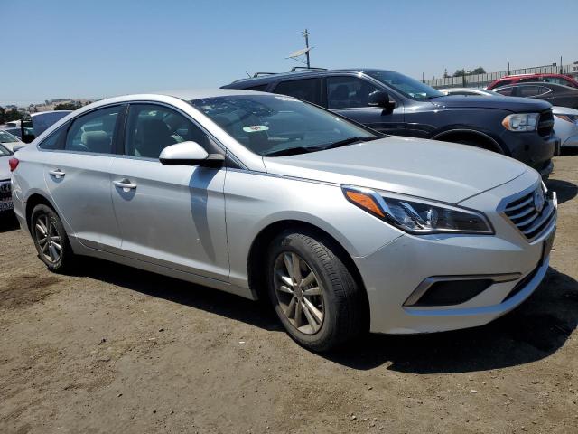 Photo 4 from auction – 2017 HYUNDAI SONATA SE with VIN 5NPE24AF6HH452561