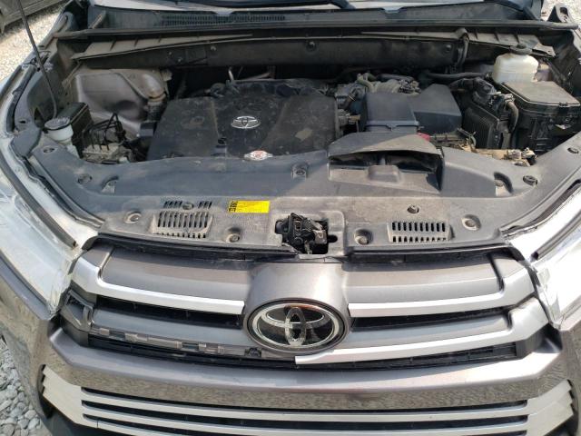 Photo 12 from auction – 2019 TOYOTA HIGHLANDER with VIN 5TDZZRFH1KS312777