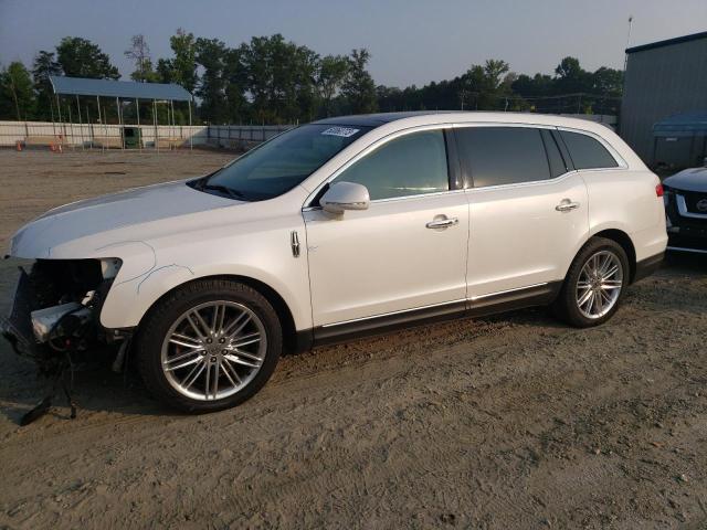 LINCOLN MKT 2016 with VIN 2LMHJ5AT4GBL01689 - Photo from auction