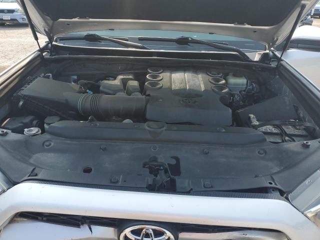 Photo 12 from auction – 2017 TOYOTA 4RUNNER SR with VIN JTEBU5JR0H5417913