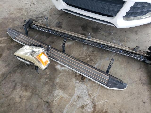 Photo 13 from auction – 2013 TOYOTA 4RUNNER SR with VIN JTEBU5JR2D5149764