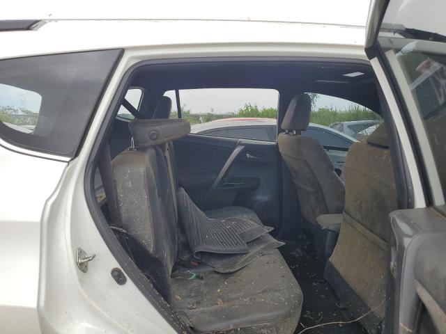 Photo 11 from auction – 2016 TOYOTA RAV4 SE with VIN JTMNFREV1GJ086582
