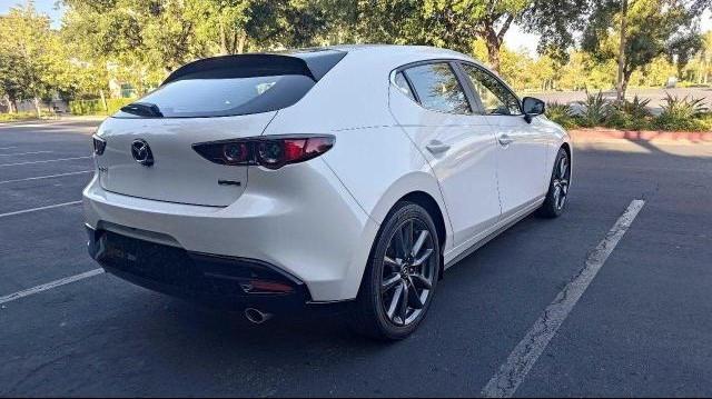 Photo 4 from auction – 2019 MAZDA 3 with VIN JM1BPAJM2K1140785