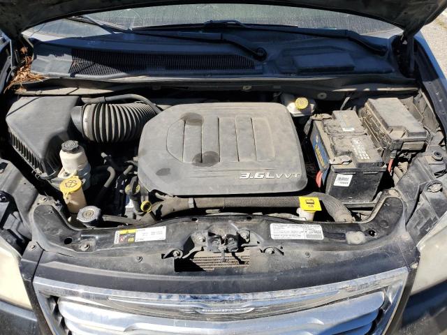 Photo 12 from auction – 2013 CHRYSLER TOWN & COU with VIN 2C4RC1BG8DR610335