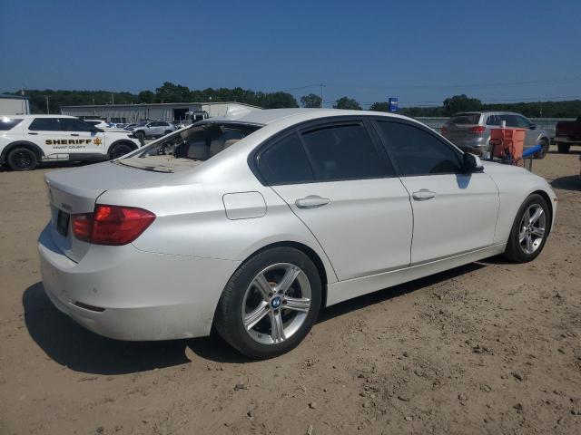 Снимка 3 от търг – 2015 BMW 328 I с VIN WBA3A5G56FNS89323