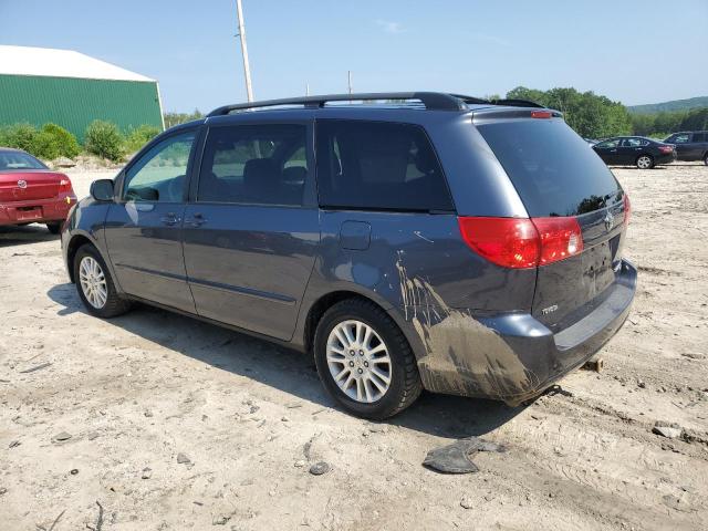 Photo 2 from auction – 2010 TOYOTA SIENNA XLE with VIN 5TDDK4CC9AS028449