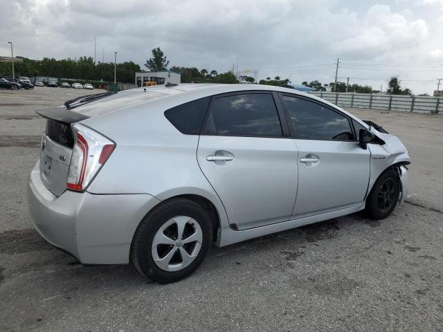 Photo 3 from auction – 2013 TOYOTA PRIUS with VIN JTDKN3DU5D5599883