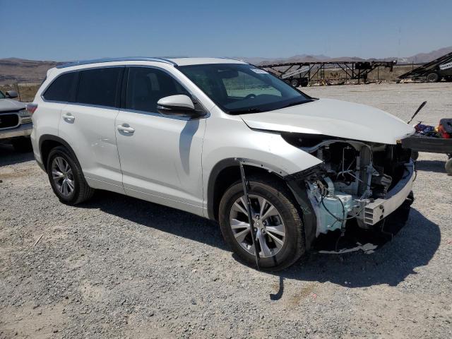 Снимка 4 от търг – 2015 TOYOTA HIGHLANDER с VIN 5TDKKRFH9FS097435