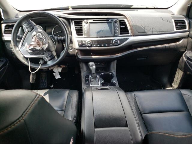 Photo 8 from auction – 2017 TOYOTA HIGHLANDER with VIN 5TDJZRFH7HS521320