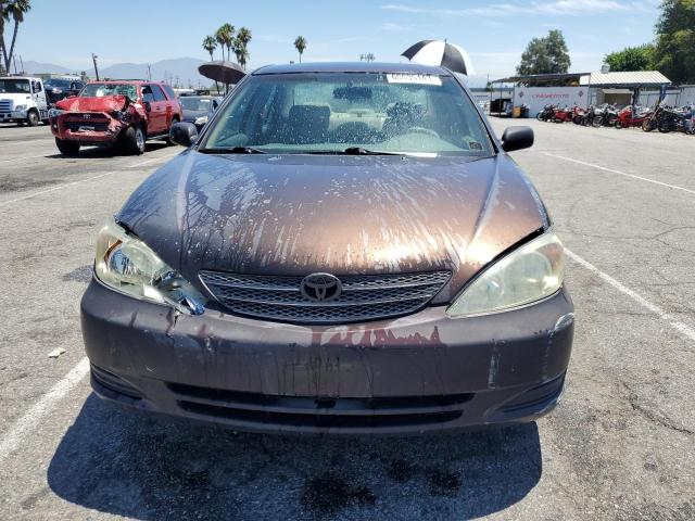 Photo 5 from auction – 2002 TOYOTA CAMRY LE with VIN 4T1BE32K12U552768