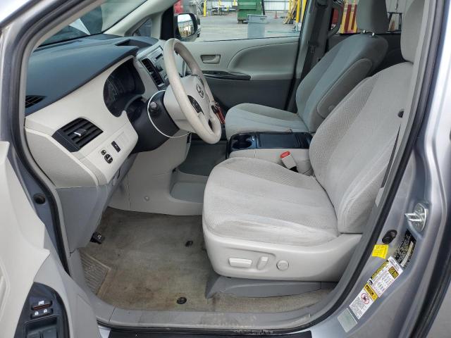 Photo 7 from auction – 2013 TOYOTA SIENNA LE with VIN 5TDKK3DC1DS296397