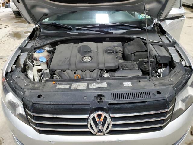Photo 11 from auction – 2012 VOLKSWAGEN PASSAT S with VIN 1VWAP7A30CC015812