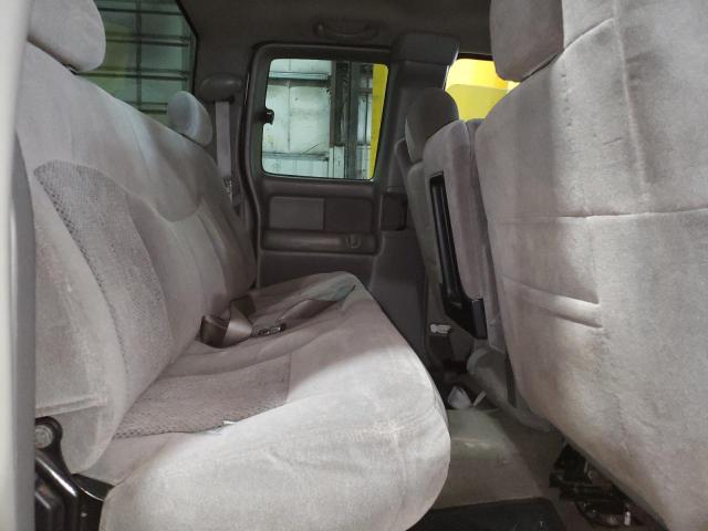 Photo 10 from auction – 2000 CHEVROLET SILVERADO with VIN 2GCEC19T6Y1391932