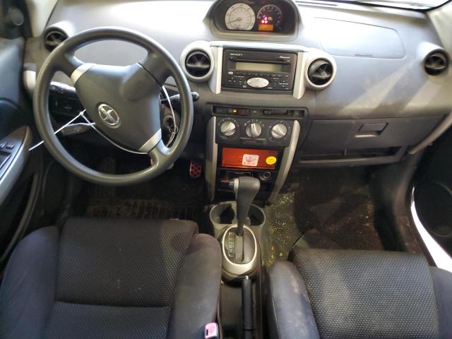 Photo 8 from auction – 2005 TOYOTA SCION XA with VIN JTKKT624550117270
