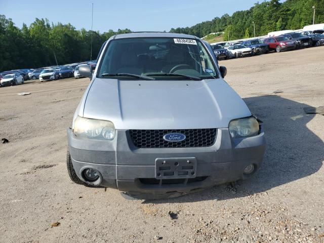 Photo 5 from auction – 2005 FORD ESCAPE XLT with VIN 1FMYU93135KB75396