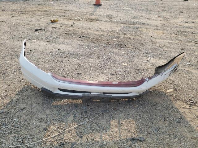 Photo 13 from auction – 2004 HONDA PILOT with VIN 5FNYF18524B007885