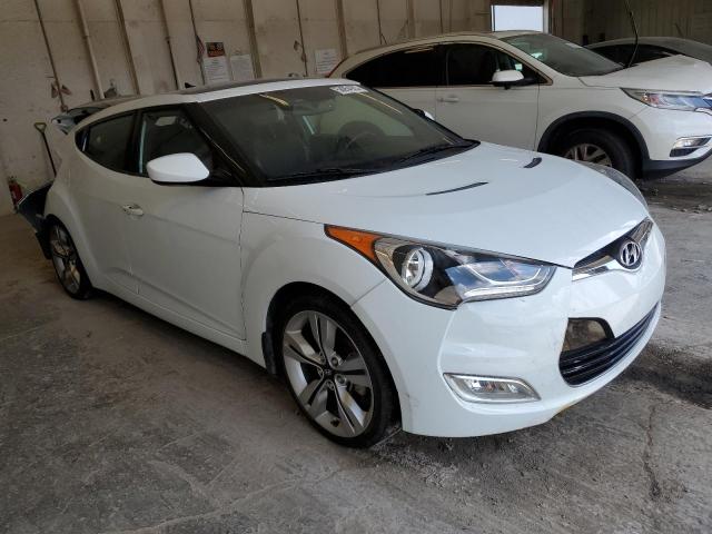 Photo 4 from auction – 2013 HYUNDAI VELOSTER with VIN KMHTC6AD2DU155538