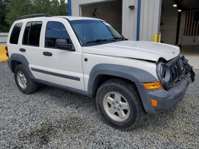 Photo 4 from auction – 2007 JEEP LIBERTY SP with VIN 1J8GL48K07W665368