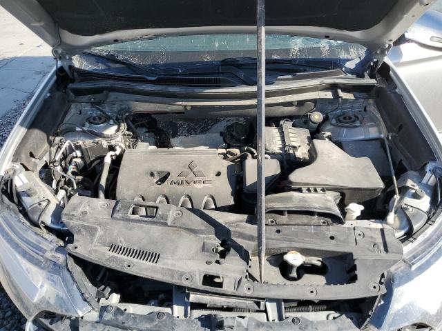 Photo 11 from auction – 2019 MITSUBISHI OUTLANDER with VIN JA4AZ3A38KZ023734