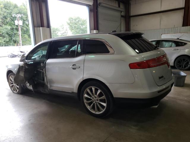 Photo 2 from auction – 2010 LINCOLN MKT with VIN 2LMHJ5AT2ABJ14488