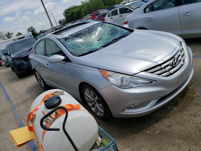 Photo 4 from auction – 2011 HYUNDAI SONATA SE with VIN 5NPEC4AC5BH103417