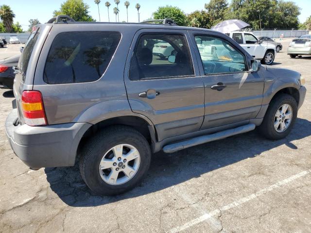 Photo 3 from auction – 2005 FORD ESCAPE XLT with VIN 1FMYU03105KE02300