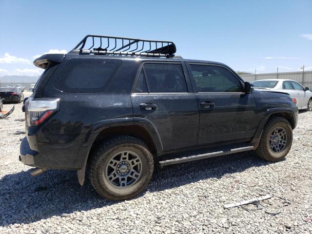 Photo 3 from auction – 2020 TOYOTA 4RUNNER SR with VIN JTEBU5JR4L5836226