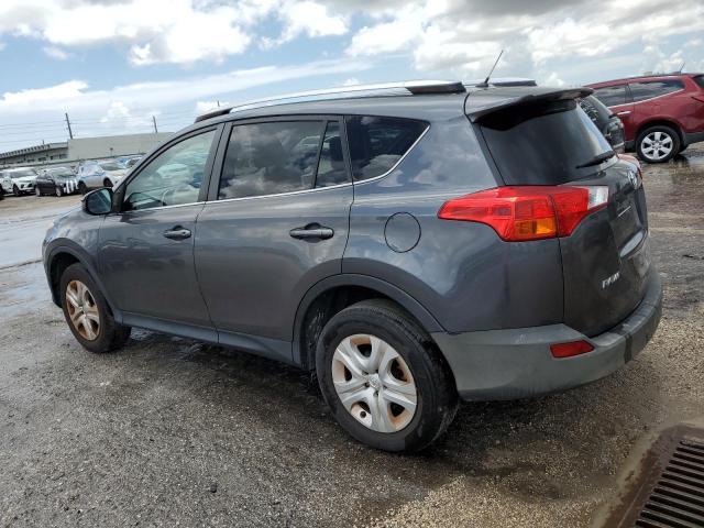 Photo 2 from auction – 2015 TOYOTA RAV4 LE with VIN JTMZFREV6FD065533