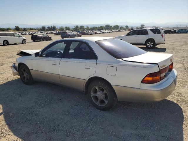 Photo 2 from auction – 1998 LEXUS ES 300 with VIN JT8BF28G4W5050270