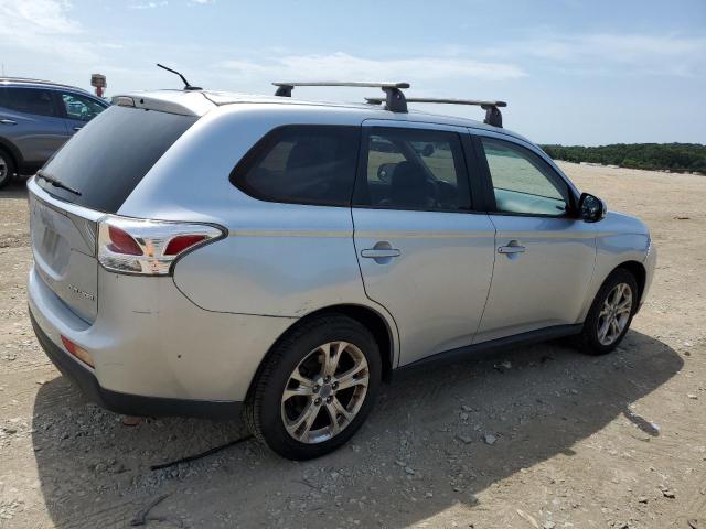 Photo 3 from auction – 2014 MITSUBISHI OUTLANDER with VIN JA4AD3A30EZ008583
