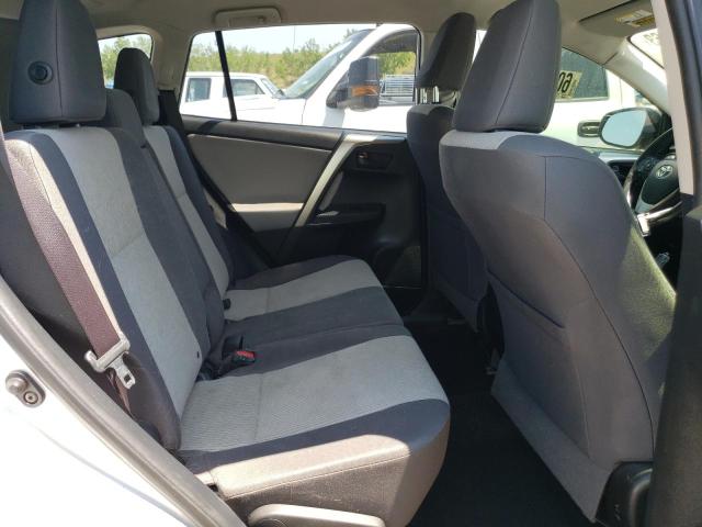 Photo 11 from auction – 2015 TOYOTA RAV4 LE with VIN JTMBFREV0FJ048066