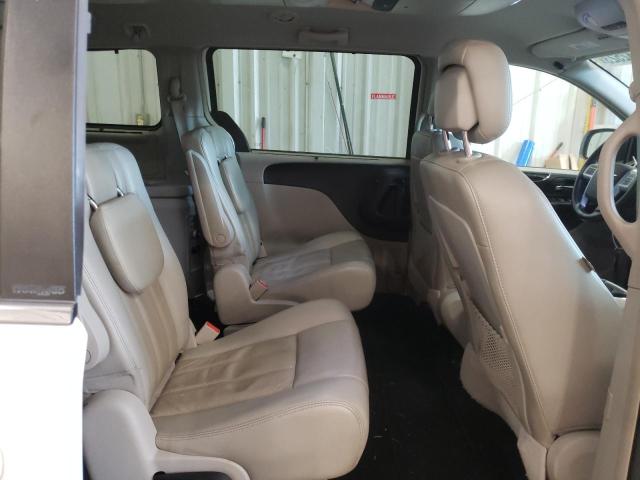 Photo 11 from auction – 2011 CHRYSLER TOWN & COU with VIN 2A4RR8DG2BR784591
