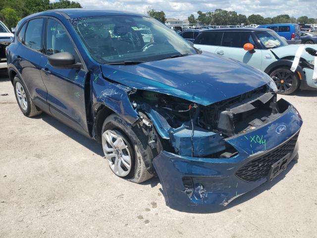 Photo 4 from auction – 2020 FORD ESCAPE S with VIN 1FMCU9F64LUC17562