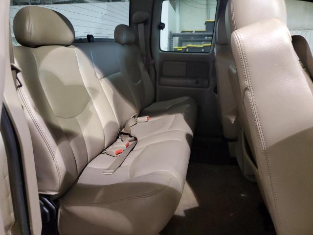 Photo 10 from auction – 2004 CHEVROLET SILVERADO with VIN 1GCEK19T74E152112