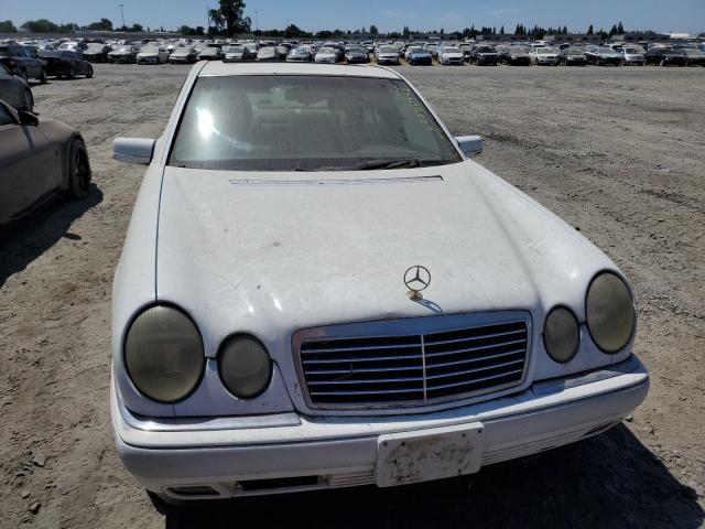 Photo 5 from auction – 1996 MERCEDES-BENZ E 320 with VIN WDBJF55F1TJ018307