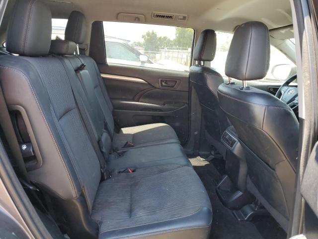 Photo 11 from auction – 2014 TOYOTA HIGHLANDER with VIN 5TDZKRFH4ES033218