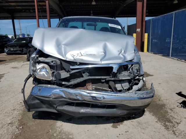 Photo 5 from auction – 2002 FORD F150 with VIN 2FTRF07282CA68085