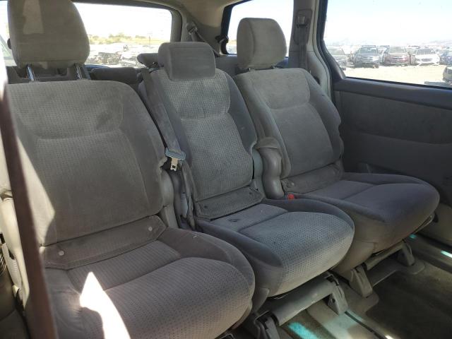 Photo 11 from auction – 2010 TOYOTA SIENNA CE with VIN 5TDKK4CC6AS321149